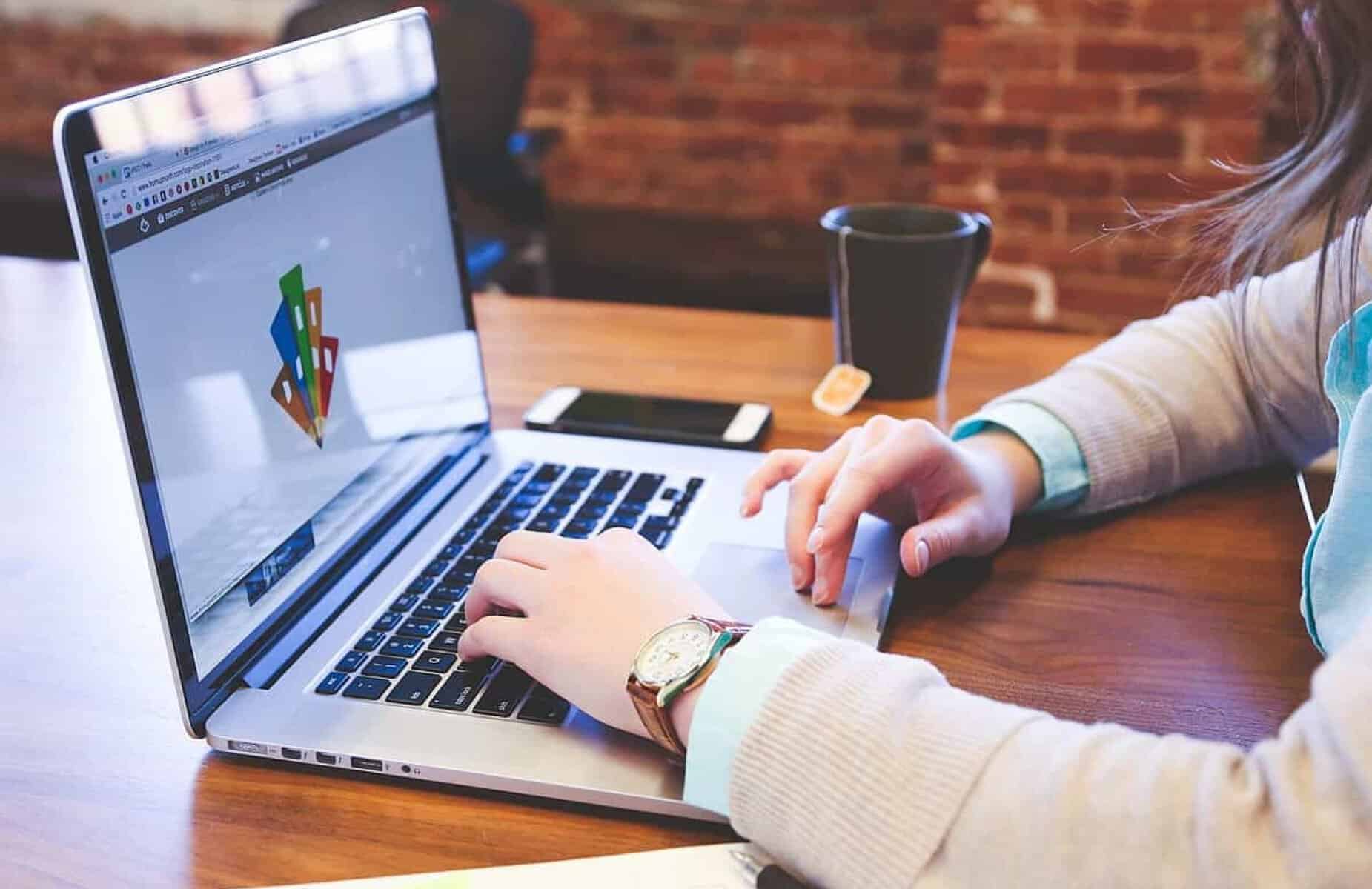 How to choose laptop for video editing