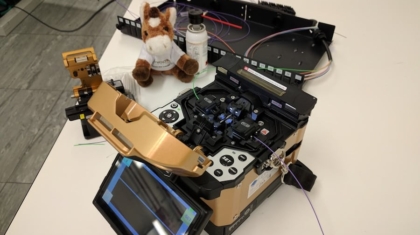 Photo How AR Enables Real-Time Equipment Diagnostics