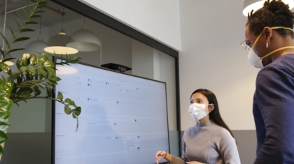 Photo "How AI-Powered Virtual Workspaces Are Reshaping Collaboration"