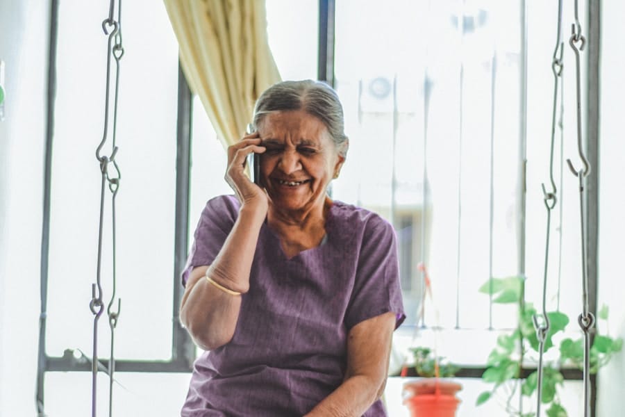 Photo "How AI-Powered Home Health Monitoring Systems Are Supporting Elderly Care"