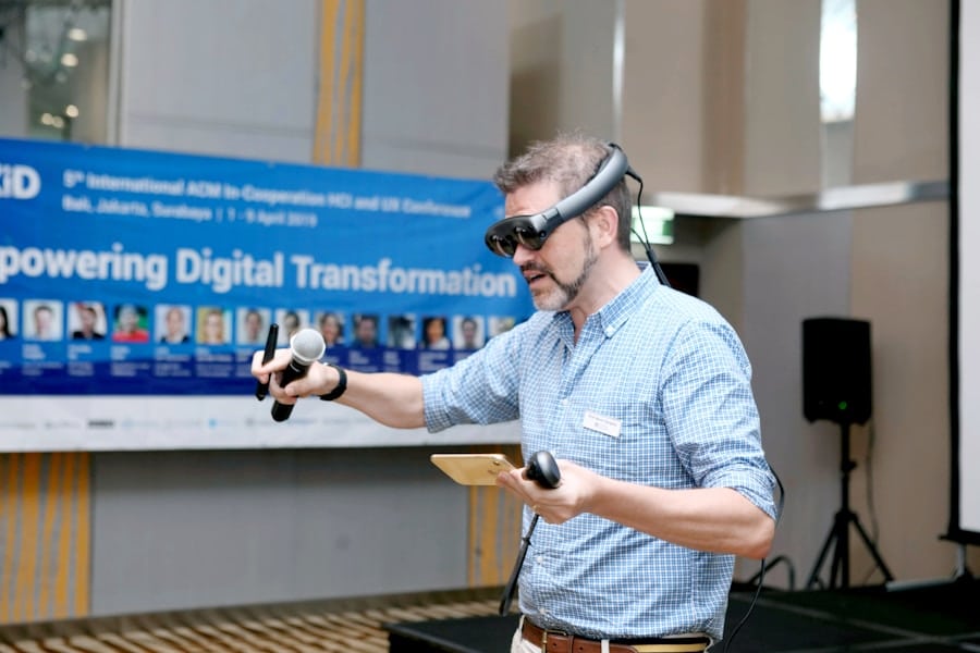 Photo How Mixed Reality Improves Consumer Product Testing Experiences