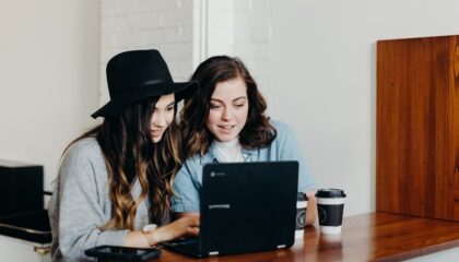 Photo Smartphone and laptop