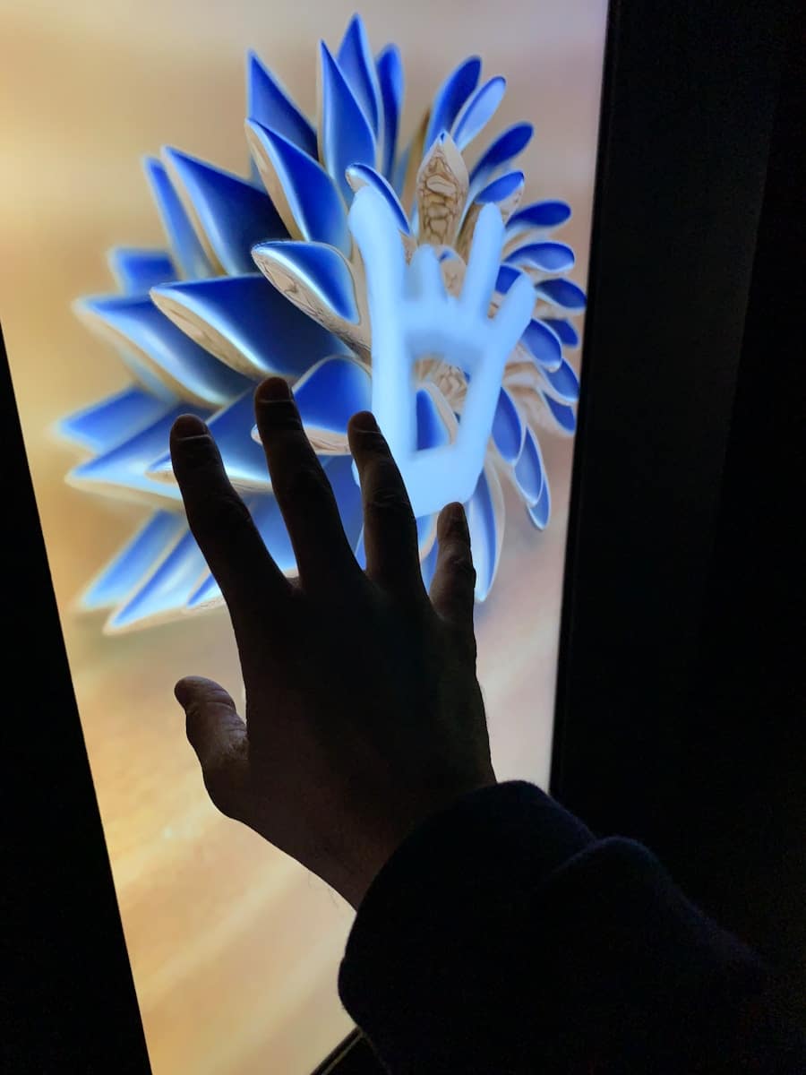 Photo "How AR Is Being Used in Museum Exhibits for Deeper Engagement"