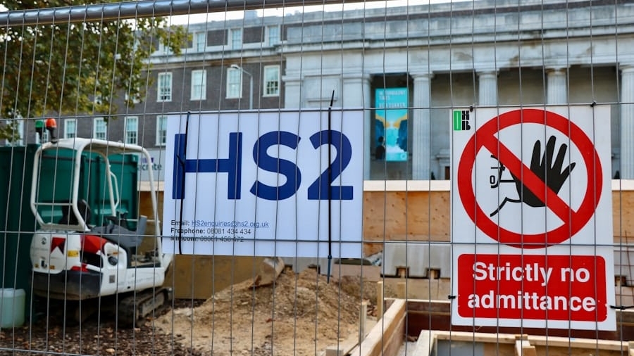 Photo "How AR Is Supporting Hazard Identification on Construction Sites"