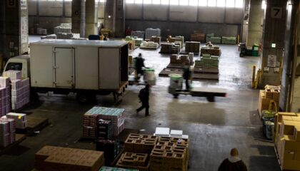 Photo "How Warehouse Automation Is Revolutionizing Supply Chains"