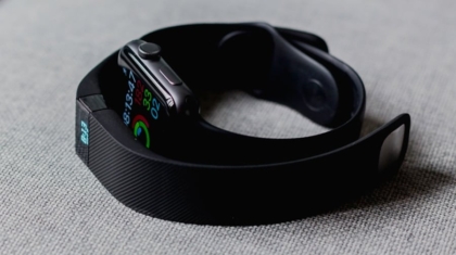 Photo "How Wearables Are Supporting Athlete Performance and Injury Prevention"
