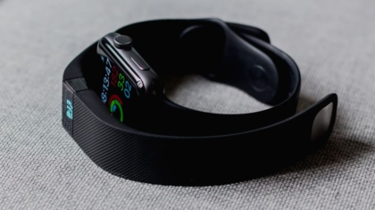 Photo Smartwatch tracking