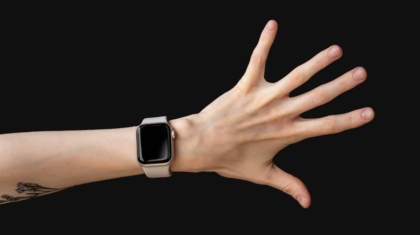Photo Smartwatch on astronauts wrist