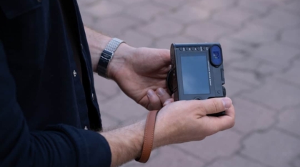 Photo Wearable translator devices
