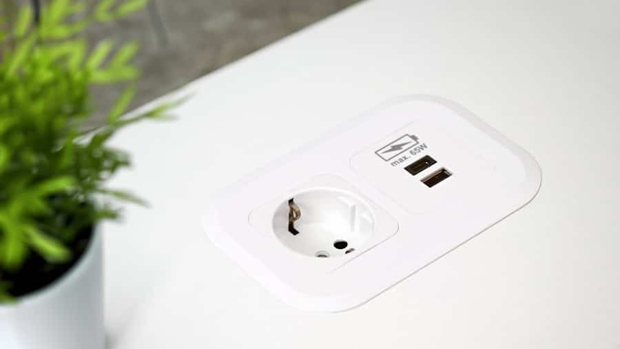 Smart Plug in use