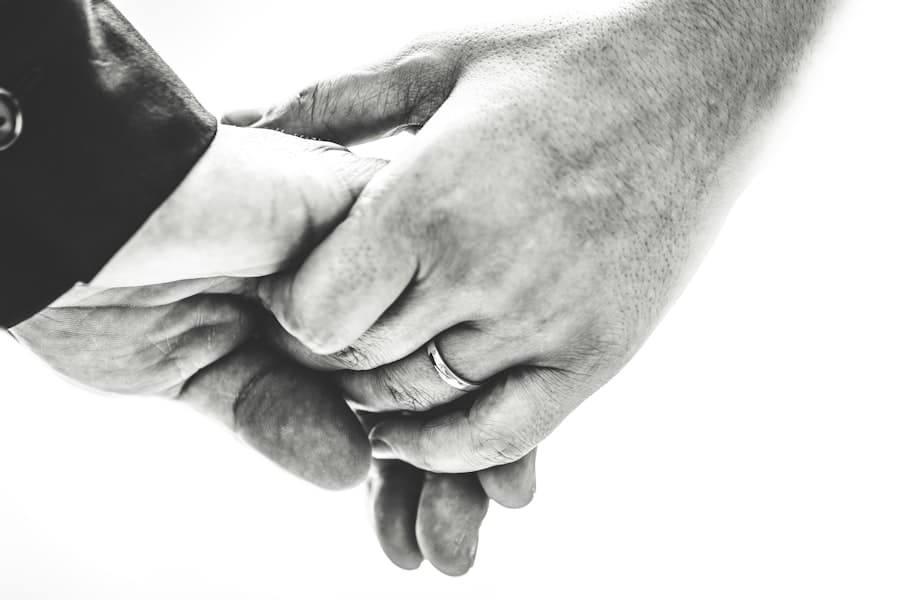 Photo Digital handshake