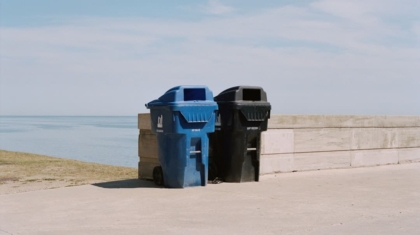 Photo Smart trash can