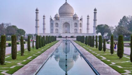 Photo AR Enhances Tourism Experiences