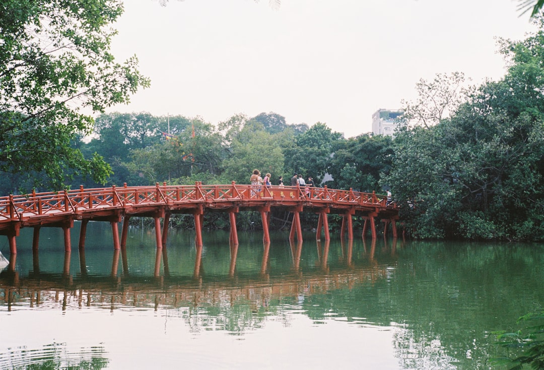 Photo Cross-Chain Bridges