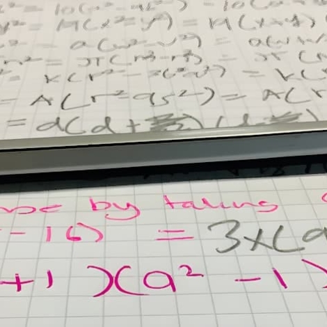 Photo AI in Material Science