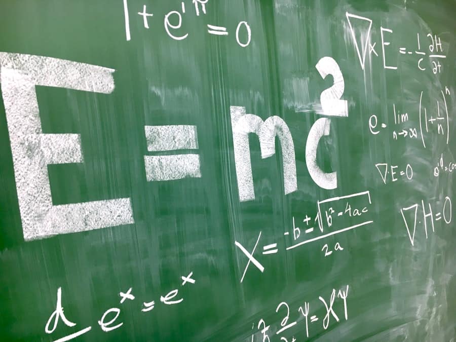 Photo AI in Material Science