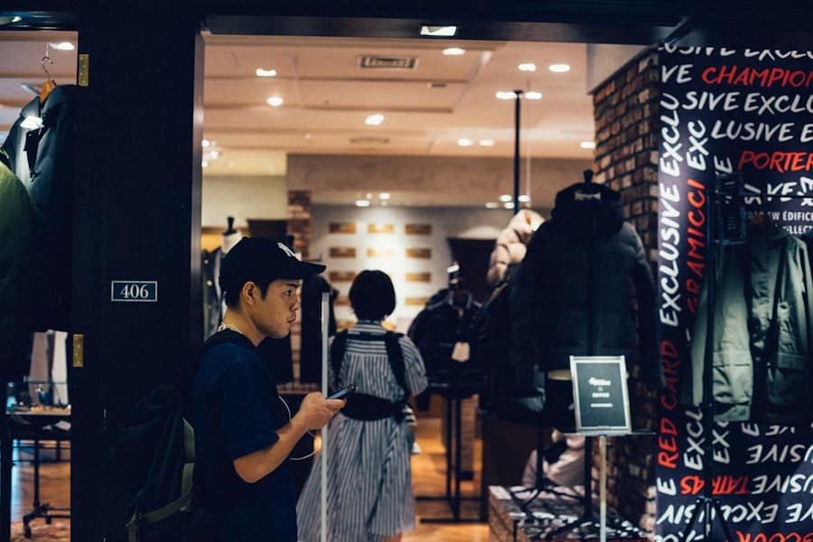 Retailers Using VR