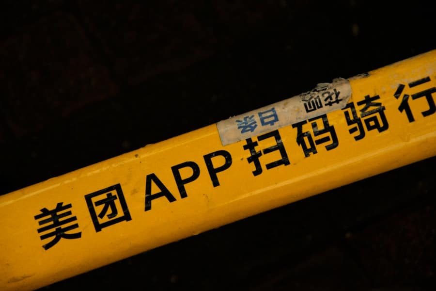 Photo Real-Time Translation Tech