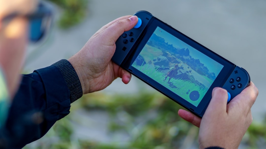 Photo AR-Powered Outdoor Gaming Experiences