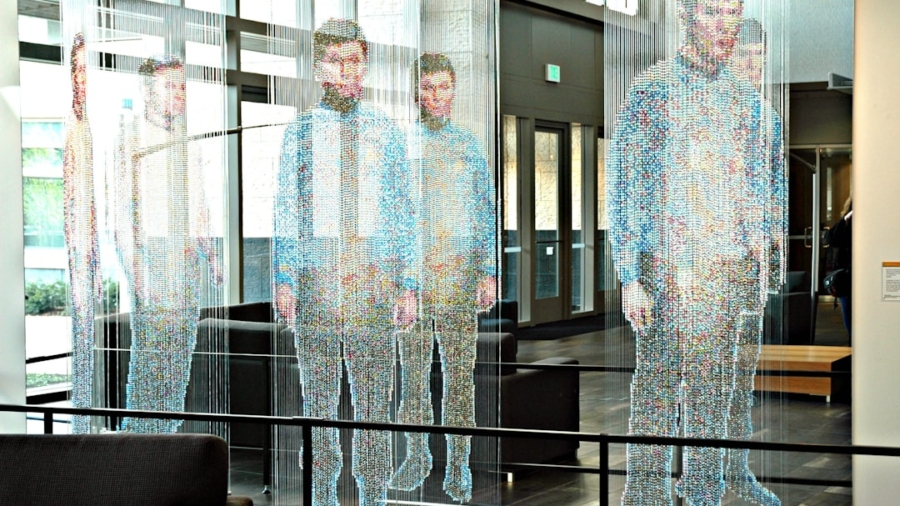 Photo Holographic Displays