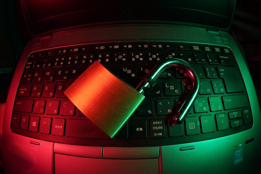 Photo Cybersecurity Weaknesses