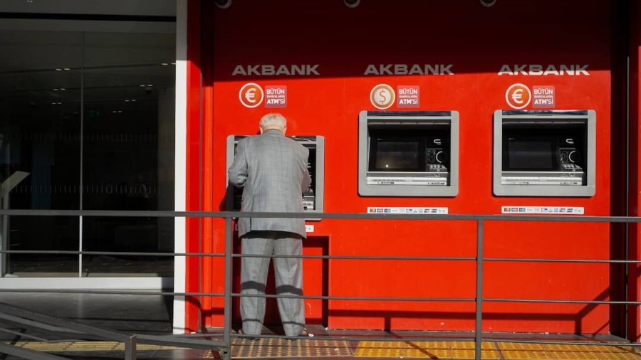 Photo Subscription-Based Banking Services
