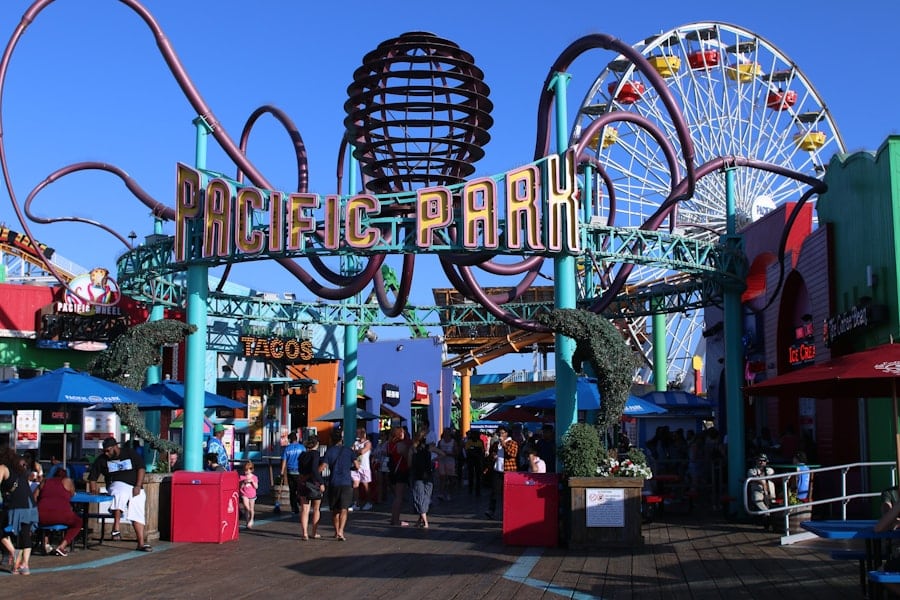 Photo AR in Theme Park Attractions