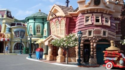 Photo Mixed Reality Theme Parks
