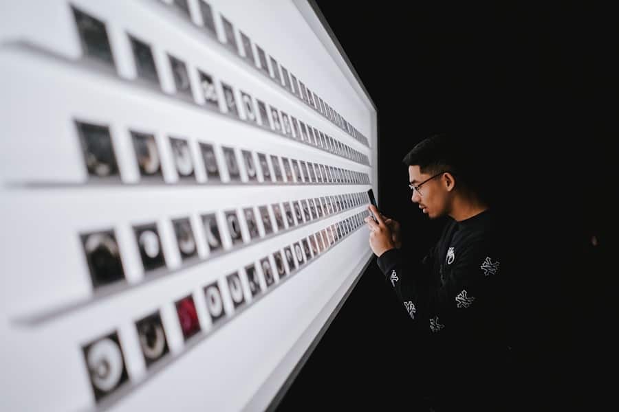 Photo Tech Companies Embrace ESG Reporting Standards