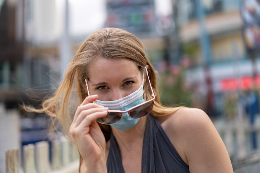 Photo Wearables for Monitoring Air Quality Exposure
