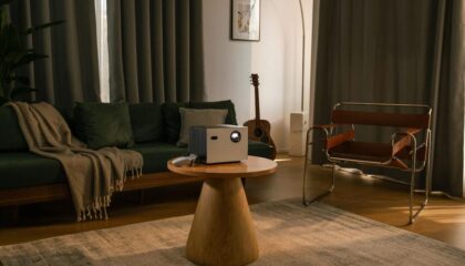 Photo IoT-Enabled Furniture