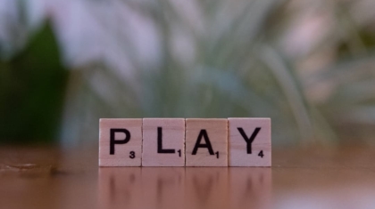 Photo Player Choice Impacts Storytelling