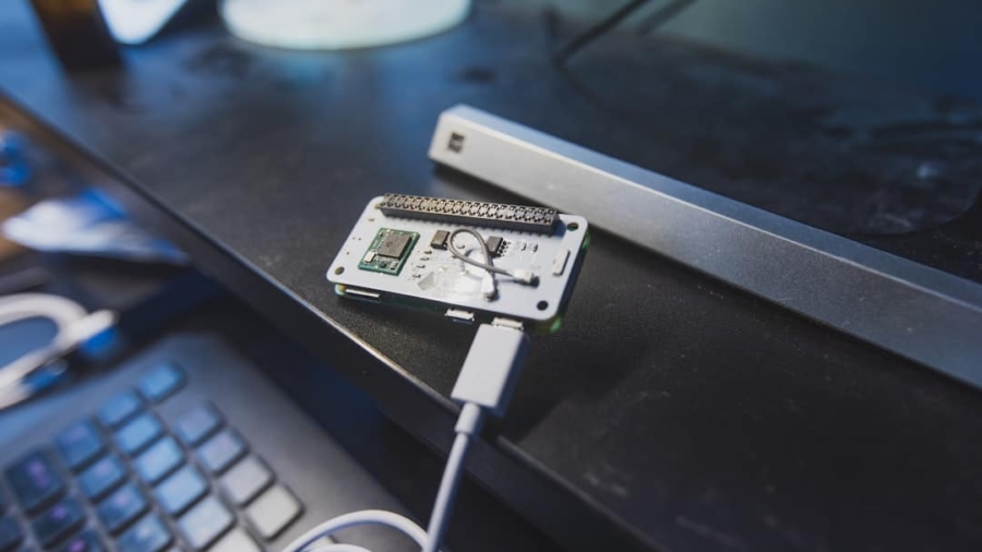 Photo Multi-Device Integration Challenges