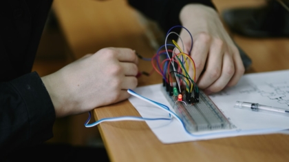Photo Brain-Computer Interface Devices