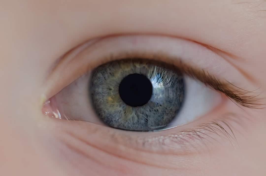 Photo Augmented Reality Contact Lenses