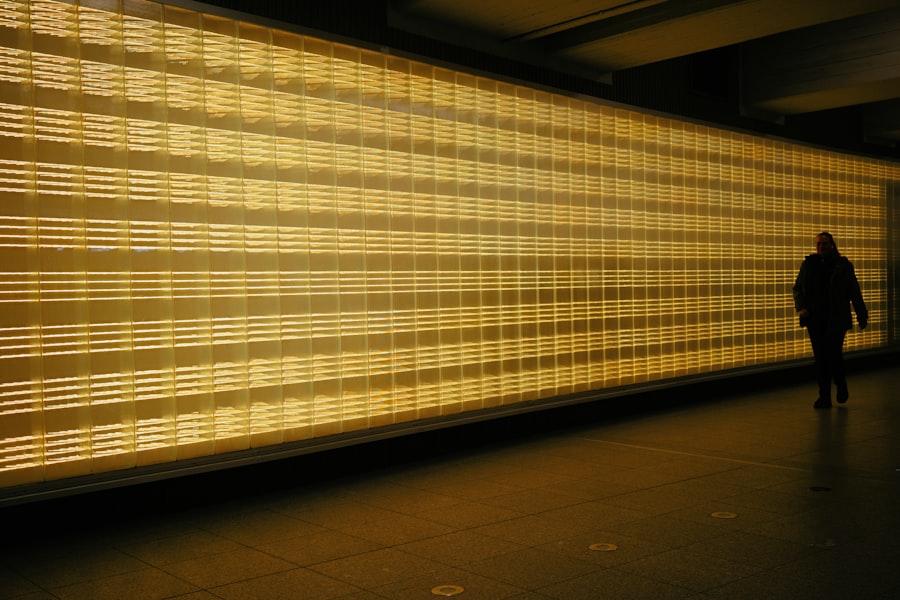 The Science Behind Flexible and Rollable Displays 3 Rollable Displays