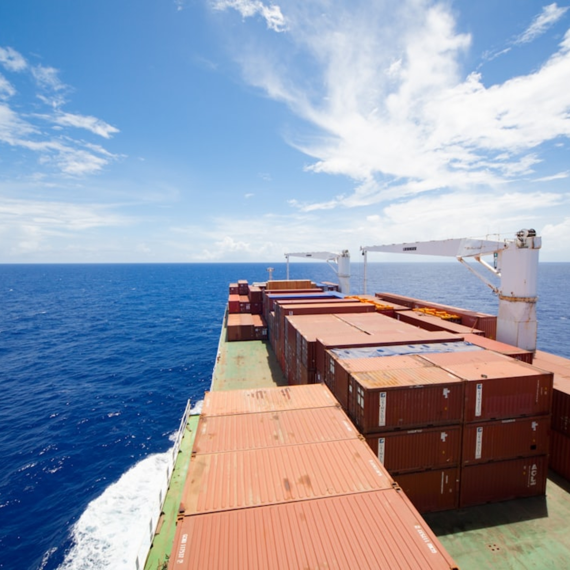 Home 100 Photo Shipping Routes