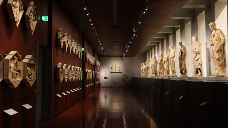 Photo Museums, AR, Repatriated Artifacts