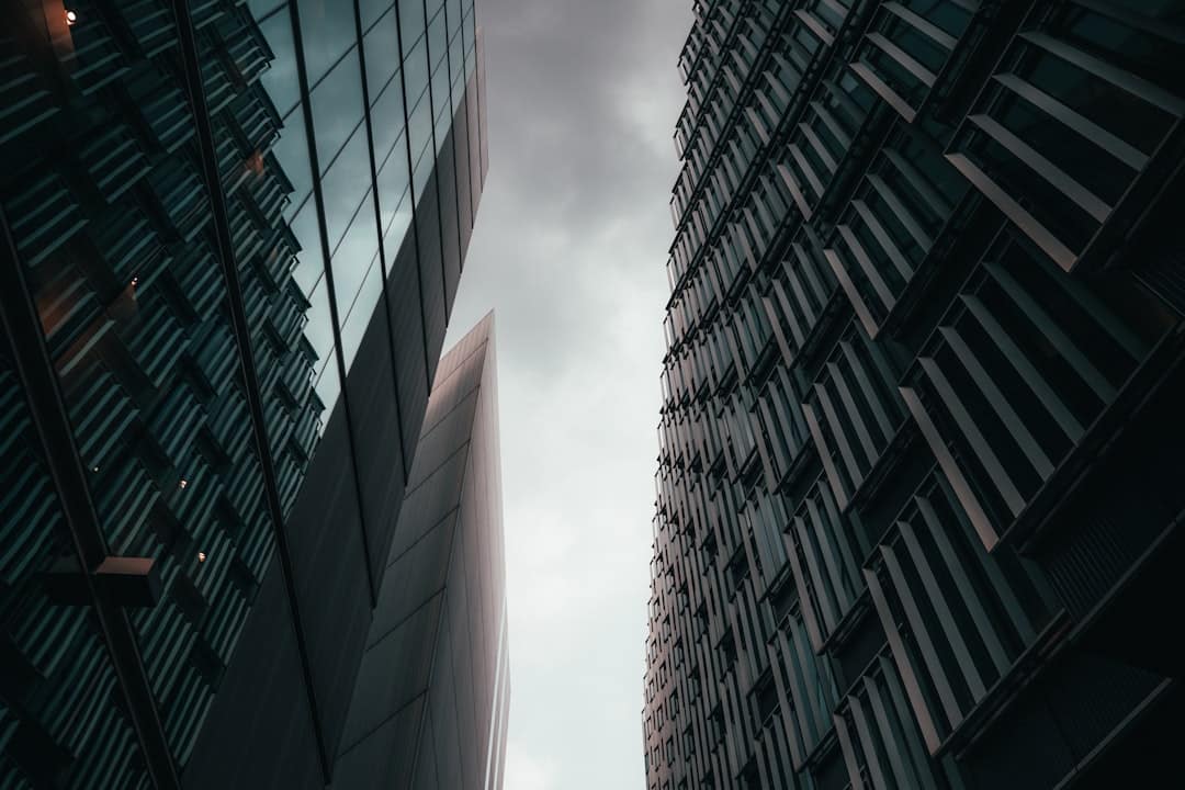 Photo Decentralized Insurance