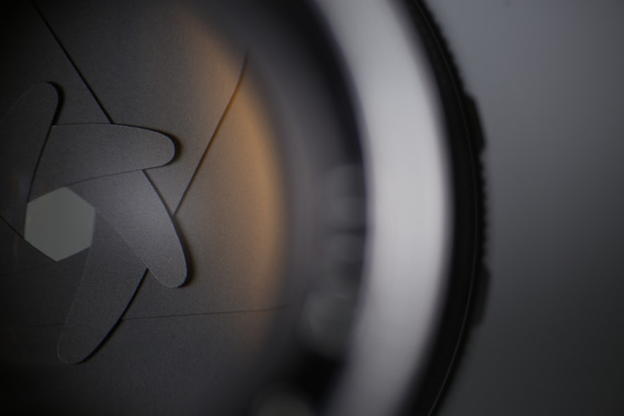 Smart Ceiling Fans that React to Room Occupancy 3 Ceiling Fans