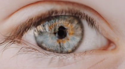 Photo Eye-Tracking