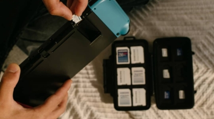 Photo Battery-Free Wearables