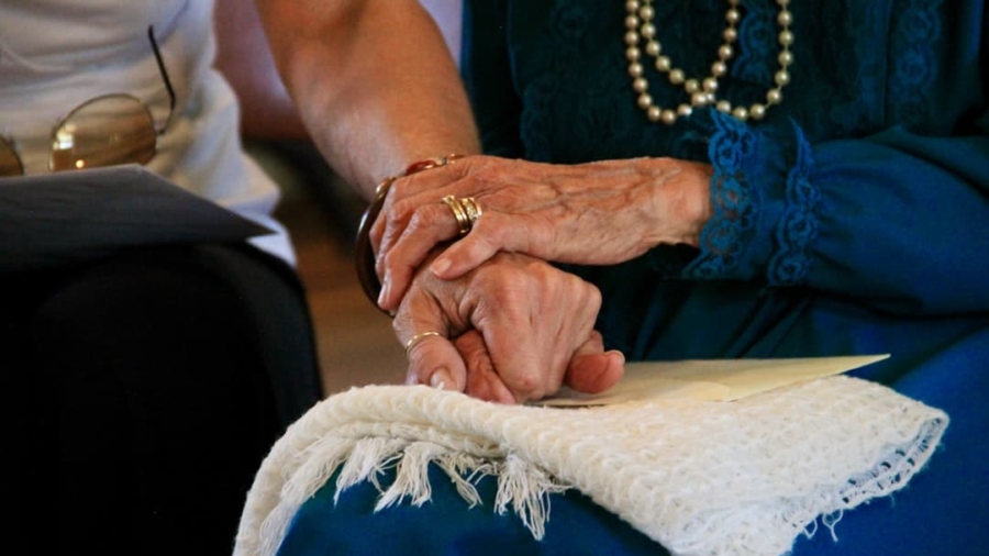 Photo IoT for Senior Care