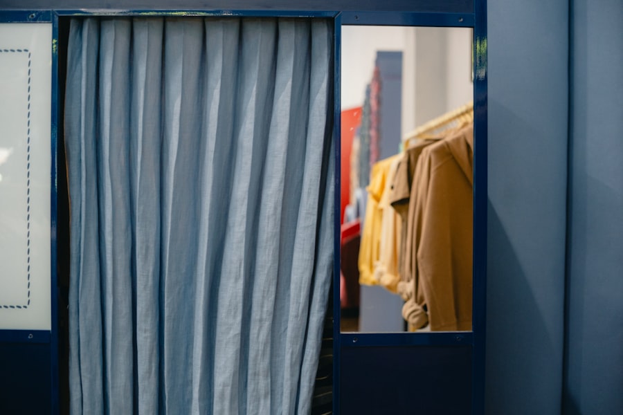 Smart Curtains vs Smart Blinds: Pros and Cons 4 Photo Smart Curtains vs Smart Blinds