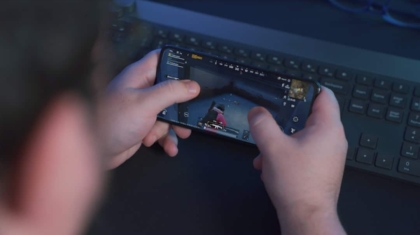 Photo Handheld Gaming PCs