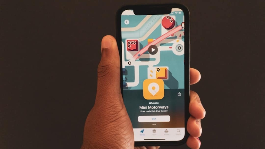 Photo Sideloading Apps on iOS