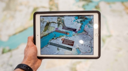 Photo Augmented Reality