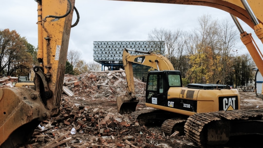 Photo Debris Removal Systems
