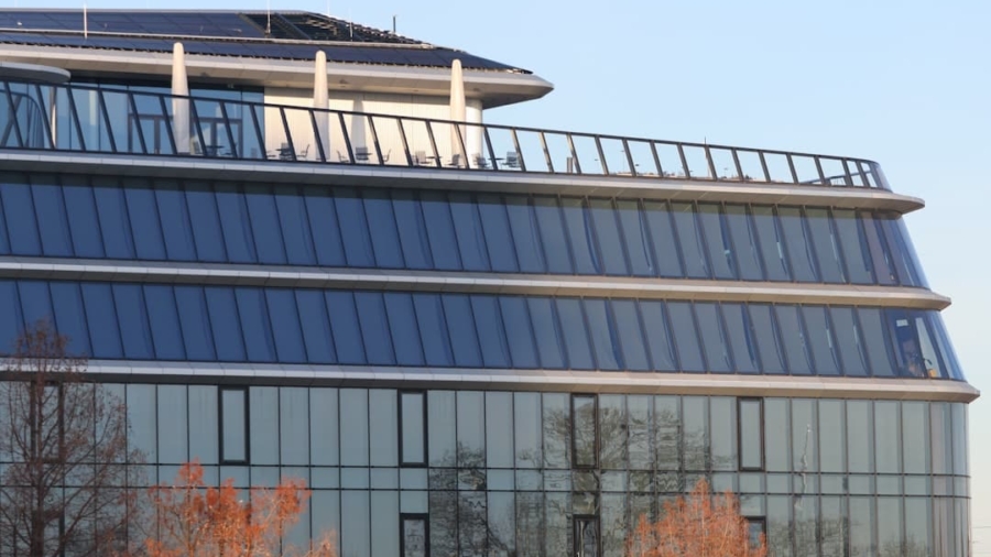 Photo Solar Glass Integration