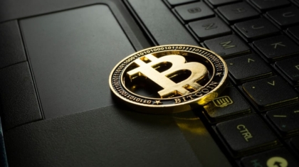 Photo Cryptocurrency Regulations